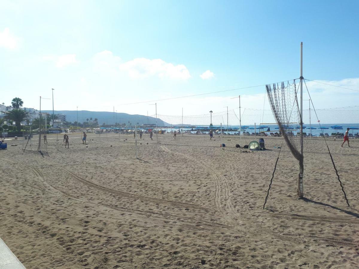 Playa De Las Vistas Арона Екстер'єр фото